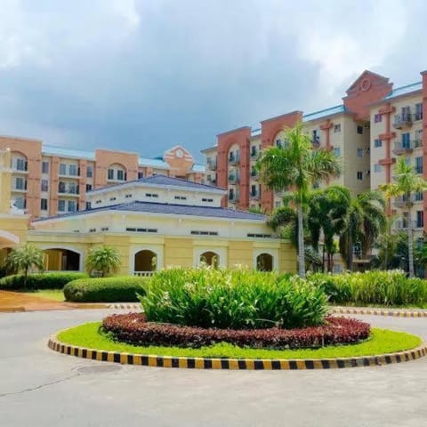 CHATEAU ELYSEE A16 Near Resto And Sm Mall/Airport Appartement-Hotel in Paranaque