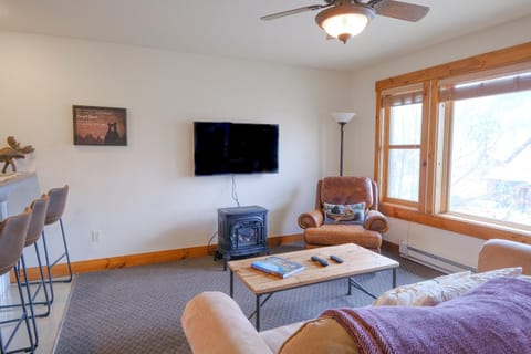 TV and multimedia, Living room, Entertainment