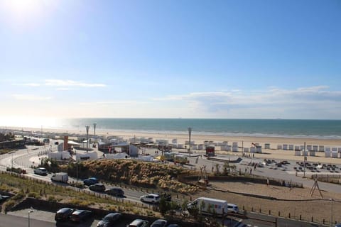 Plage de Calais, vue sur mer! Apartment in Calais