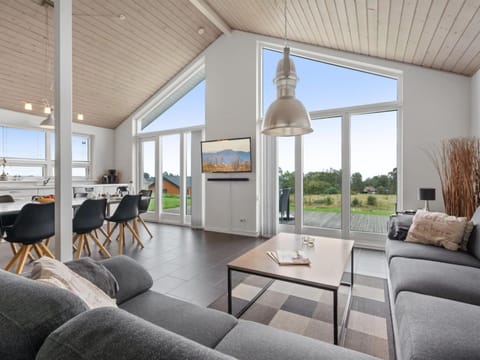 Holiday Home Pascal - 600m from the sea in SE Jutland by Interhome House in Augustenborg