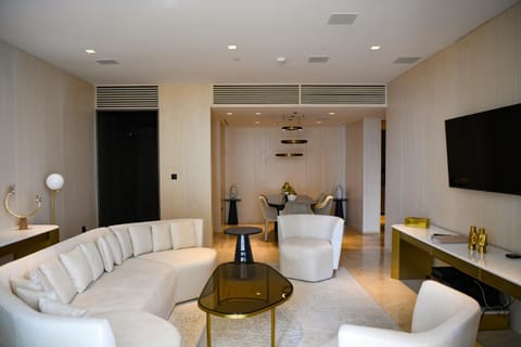 Luxury Stay At Five Palm Apartment in Dubai