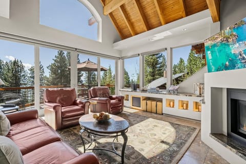 Mountain Zen Tahoe Luxury Property Incline Village Lakeview House in Incline Village