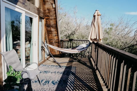 The Maverick: A-Frame w/ Hammock and Tree Top View Chalet in New Braunfels