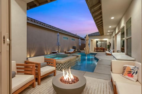 Escape to Paradise in New PGA West Villa w private pool Casa in La Quinta