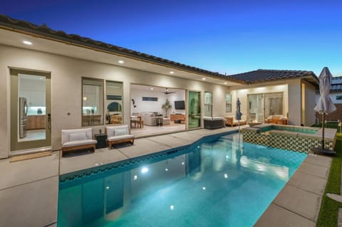 Escape to Paradise in New PGA West Villa w private pool Casa in La Quinta