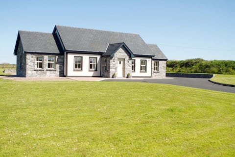 Cahermaclanchy House B&B Bed and Breakfast in County Clare