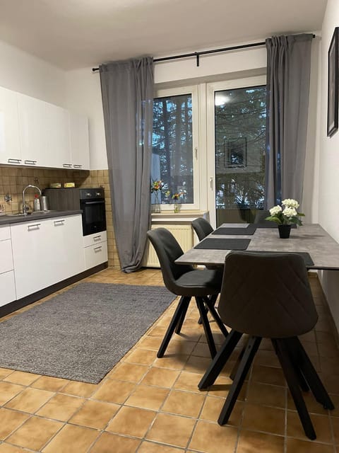 Ruhrpott Apartment Zentral Smart Wohnung in Herne