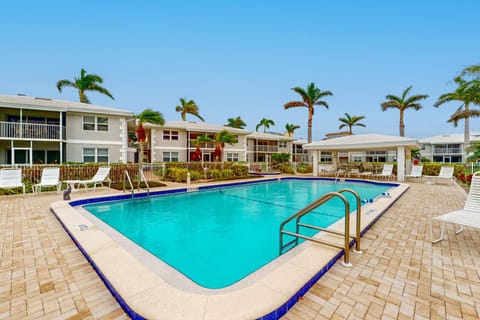 Shell Collector Sanctuary Apartment in Marco Island