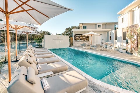 Essence Peregian Beach Resort - Lily 4 Bedroom Luxury Home with Private Pool Casa in Peregian Beach