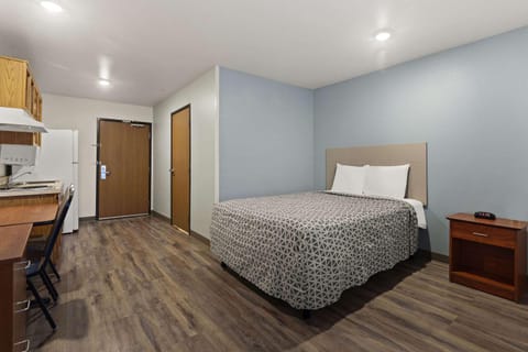 WoodSpring Suites Macon West I-475 Hotel in Macon