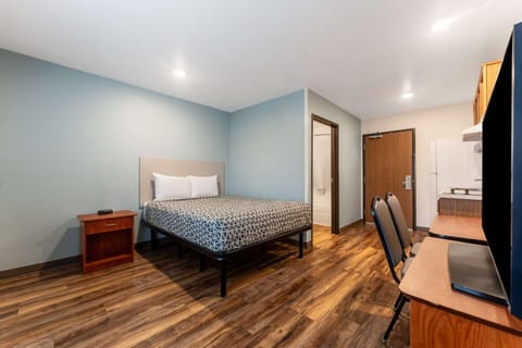 WoodSpring Suites Macon West I-475 Hotel in Macon