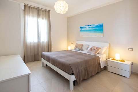 Villa Vittoria on the beach Apartment in Santa Maria del Focallo