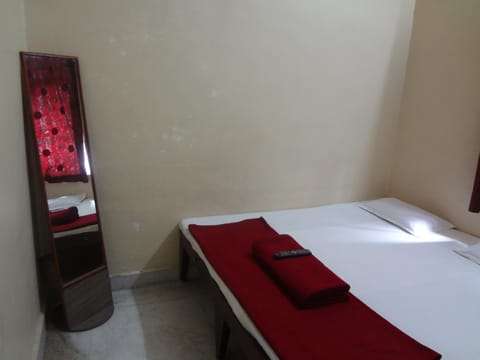 Hotel Rajmandir Albergue natural in Pune