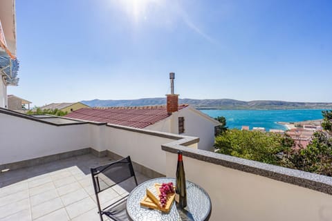 Balcony/Terrace, Balcony/Terrace