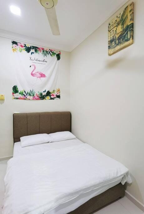 Ipoh stadium-18 pax (mahjong/5min to town) pets friendly House in Ipoh