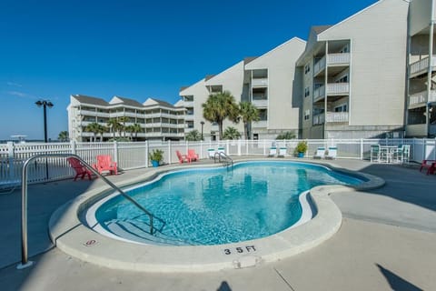 Baywatch D4 House in Pensacola Beach