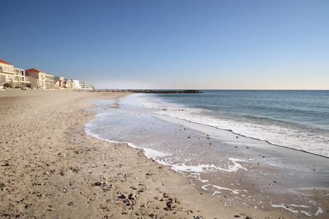 Nearby landmark, Day, Natural landscape, Beach, Sea view