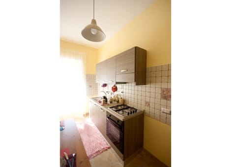 Day, Kitchen or kitchenette