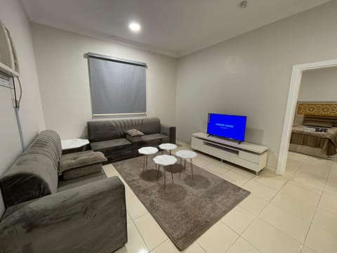 شقه راقيه سويت قريبه من المسجد النبوي تتسع لاربع اشخاص Apartment in Medina