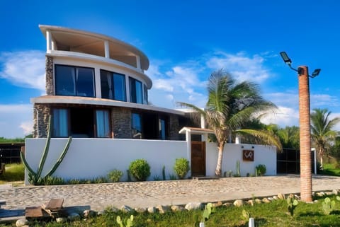 Property building, Day, Garden, Garden view