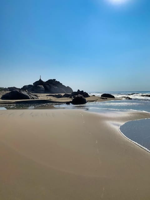 Nearby landmark, Day, Natural landscape, Beach, Mountain view, Sea view