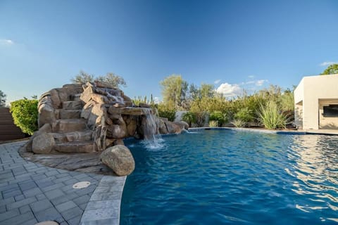 Scottsdale Luxury Villa Maison in Pinnacle Peak