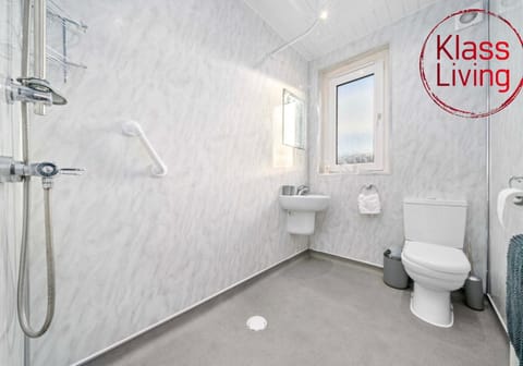 Uddingston Apartment by Klass Living Apartment in Bellshill