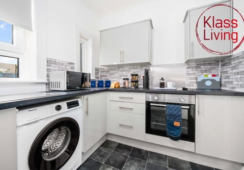 Uddingston Apartment by Klass Living Apartment in Bellshill