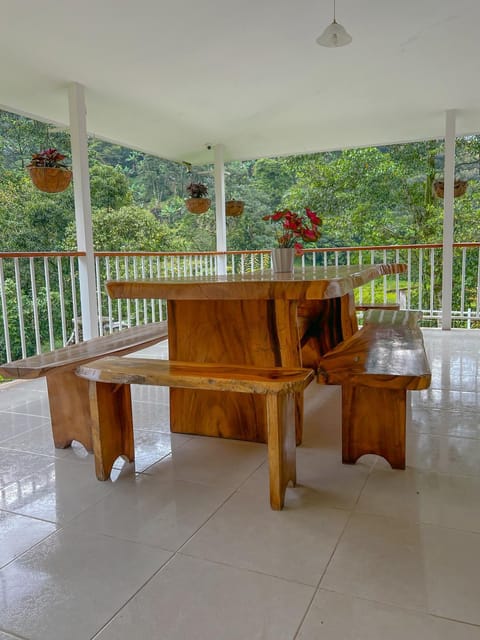 Balcony/Terrace, Dining area