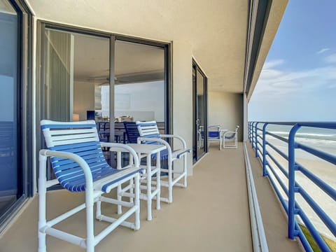 Totally Renovated Luxury Ebb Tide Condo ~ Beachfront with Pool Views Ebb Tide 406 Condo in Edgewater