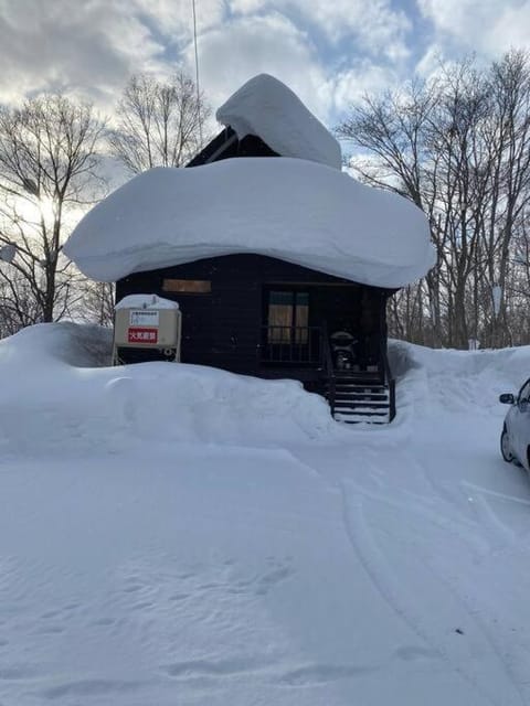 BESSO Log Cabin Niseko House in Niseko