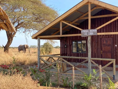 Property building, Animals