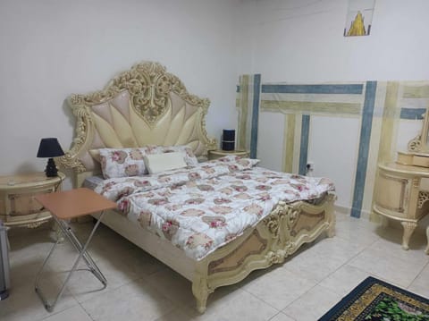 nice room inside an apartment Eigentumswohnung in Abu Dhabi