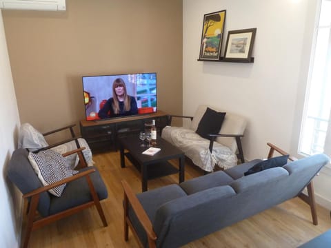 Communal lounge/ TV room, TV and multimedia, Living room