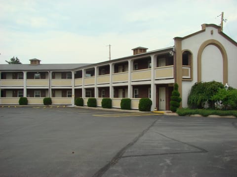 Aderi Hotel Near Bucknell University Hotel in Lewisburg