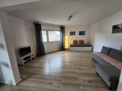 Logement familial/ Orangerie Apartment in Strasbourg