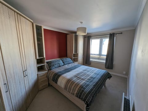 Great Location, large 1 bed flat with parking Copropriété in Dundee