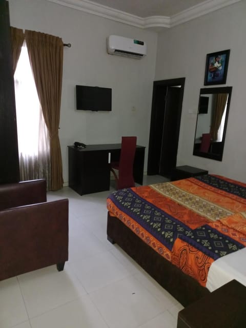 Lekki Phase 1 Apartments2 Condo in Lagos
