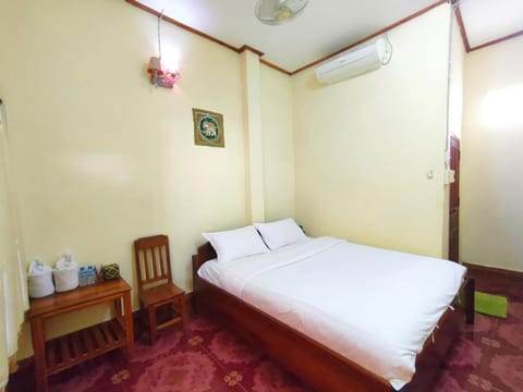 phoulisack guesthouse Bed and Breakfast in Luang Prabang Province, Laos