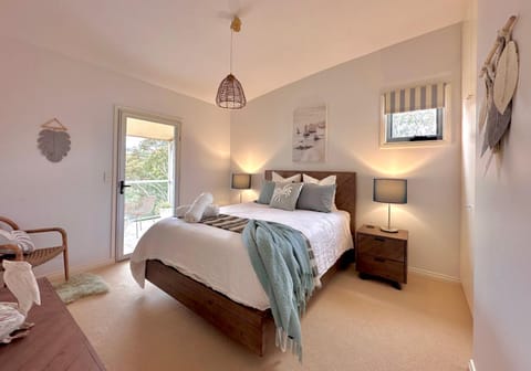 The Salty Seagull – ocean-view luxe! Apartment in Encounter Bay