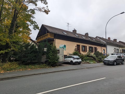 Property building, Day, Neighbourhood, Street view, Location, Parking