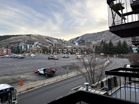 The Southwestern On the Mountain Apartment in Park City