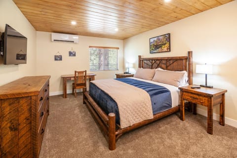 Tahquitz Pines Retreat Hotel in Idyllwild-Pine Cove