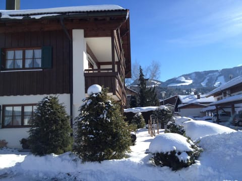 Property building, Natural landscape, Winter