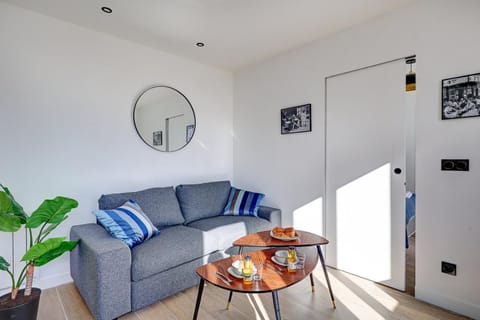 319 Suite Par ici - Superb apartment Condominio in Puteaux