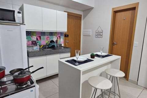 Kitchen or kitchenette, Dining area, dishwasher, minibar, pet friendly, stove, toaster