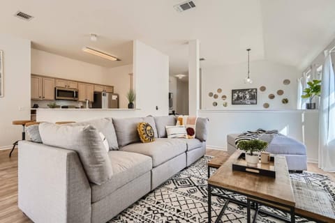 Fire Pit & Billiards Retreat Leander Stay Apartment in Leander