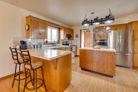 Charming Country Home in Laramie - 4 Mi to UW! Haus in Laramie