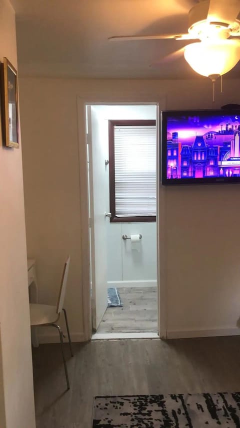 cozy room with private bathroom Alquiler vacacional in Elizabeth