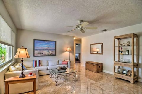 Quiet Home-Heated Pool-King Bed- 3 mi to Madeira Beach Maison in Seminole